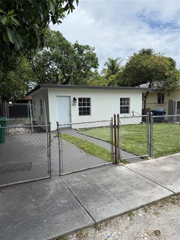 1887 NW 66th St, Miami, FL 33147
