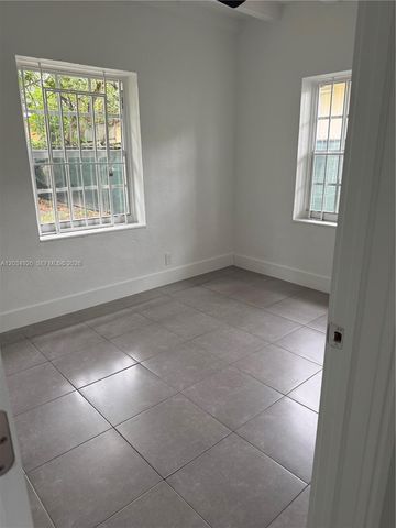 1887 NW 66th St, Miami, FL 33147