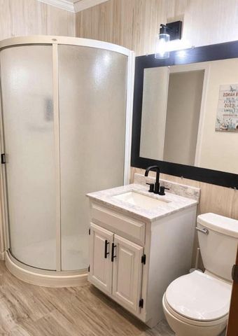W360N7506 Thomas DRIVE, Oconomowoc, WI 53066
