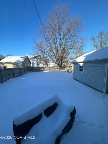 204 Laquineo Street, Findlay, OH 45840