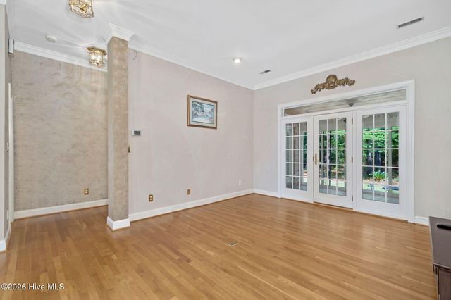 110 Camellia Court, Wallace, NC 28466