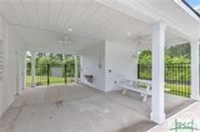 67 Nettleton Lane, Richmond Hill, GA 31324