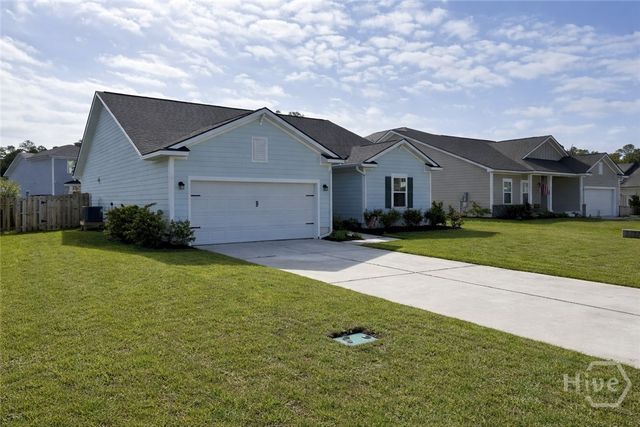 67 Nettleton Lane, Richmond Hill, GA 31324