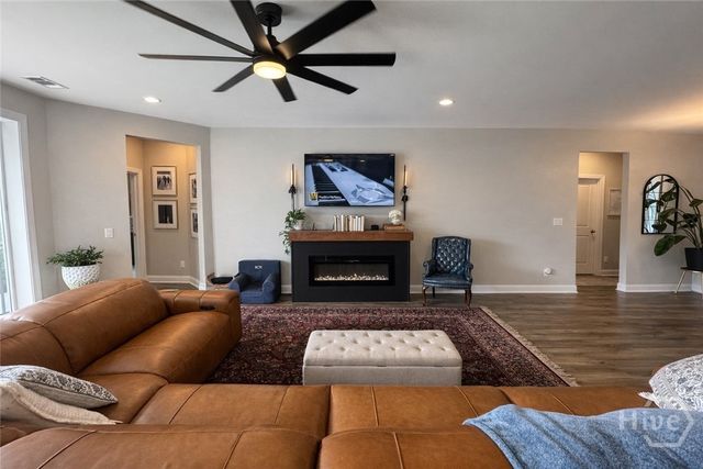 67 Nettleton Lane, Richmond Hill, GA 31324