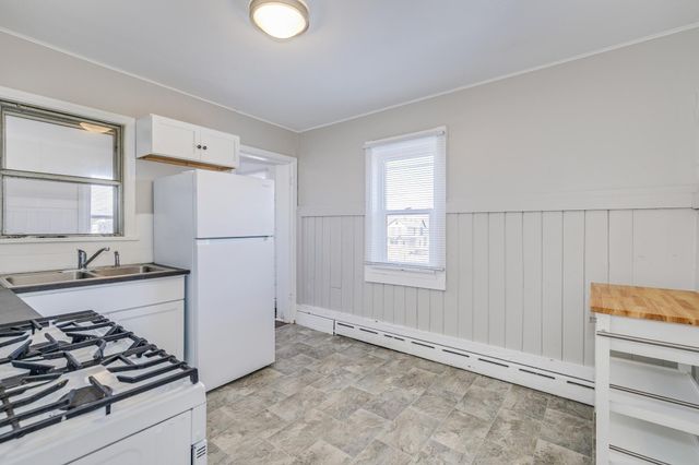 609 Dale Street N, Saint Paul, MN 55103