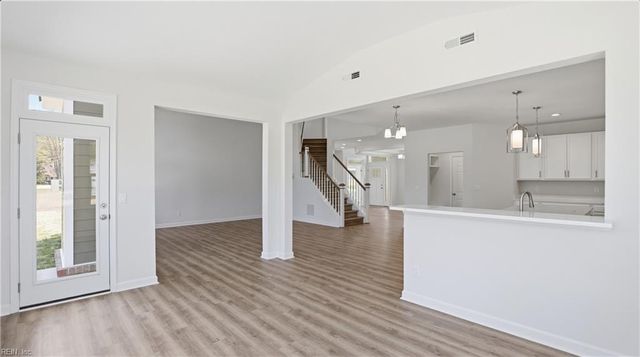 6033 Sam Callis CIR, Suffolk, VA 23435