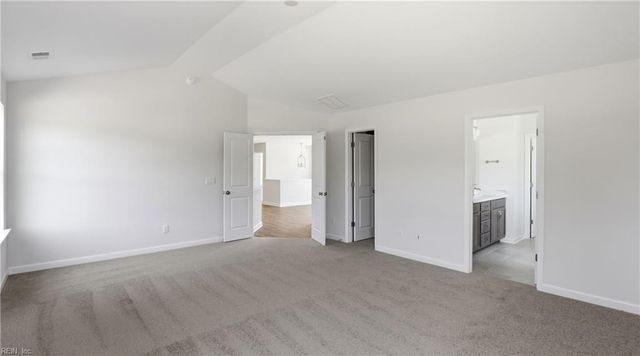 6033 Sam Callis CIR, Suffolk, VA 23435