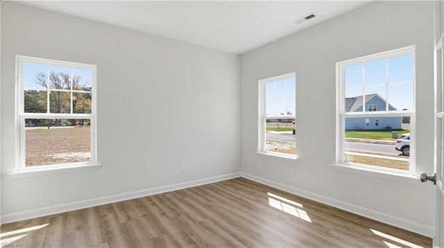 6033 Sam Callis CIR, Suffolk, VA 23435