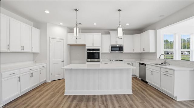 6033 Sam Callis CIR, Suffolk, VA 23435