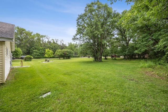 6801 1st Street N, Moorhead, MN 56560