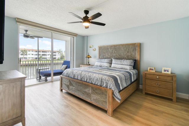 100 Paradise Harbour Boulevard 211, North Palm Beach, FL 33408