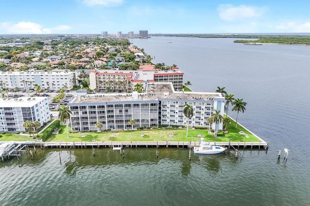 100 Paradise Harbour Boulevard 211, North Palm Beach, FL 33408