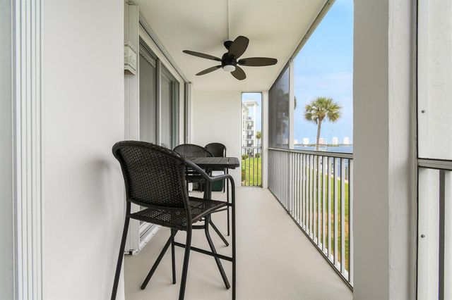 100 Paradise Harbour Boulevard 211, North Palm Beach, FL 33408