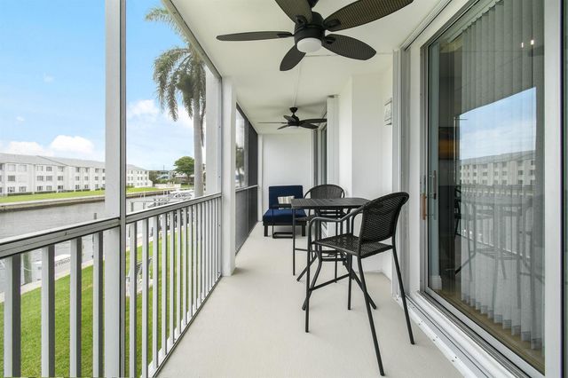 100 Paradise Harbour Boulevard 211, North Palm Beach, FL 33408