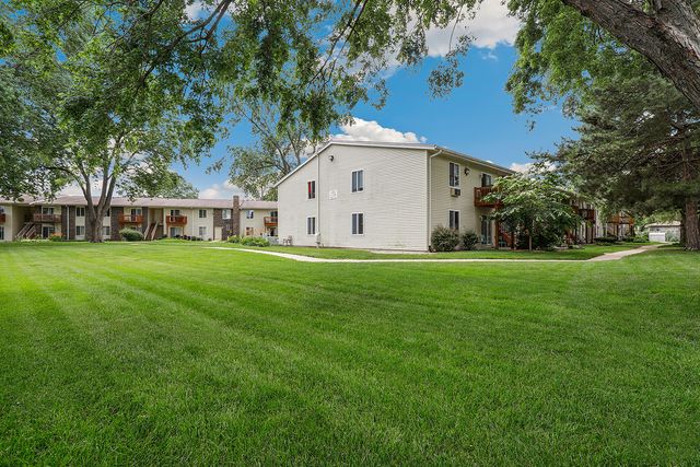 1900 Light Road 202, Oswego, IL 60543