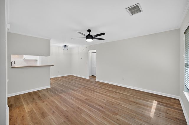 341 W Coleman Boulevard G, Mount Pleasant, SC 29464