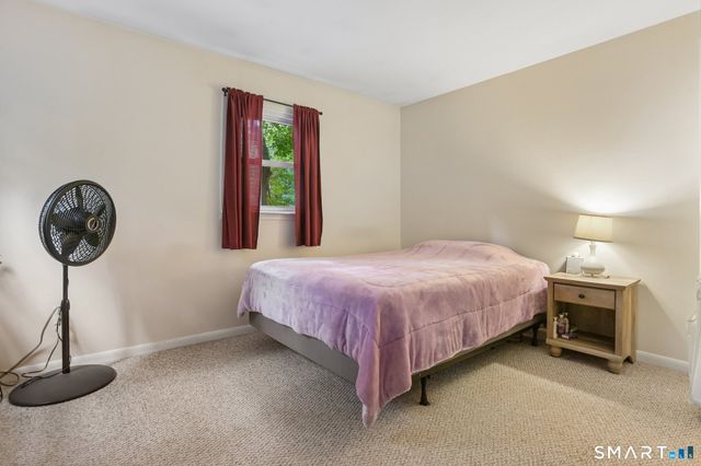 15 Hunters Path, Clinton, CT 06413
