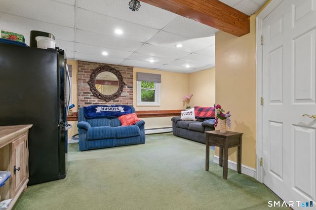 15 Hunters Path, Clinton, CT 06413