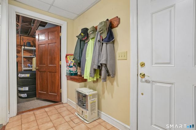 15 Hunters Path, Clinton, CT 06413