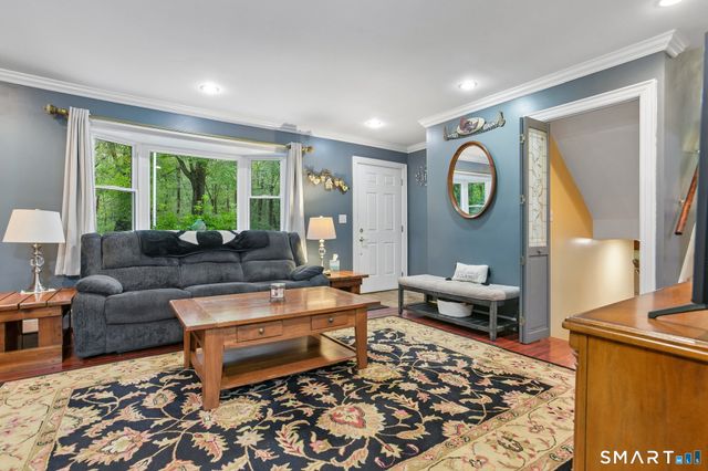 15 Hunters Path, Clinton, CT 06413