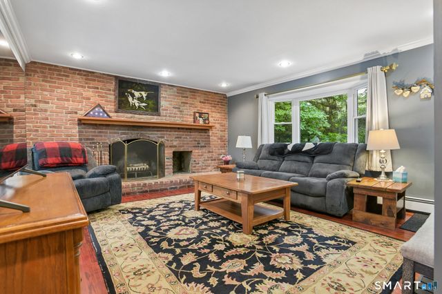 15 Hunters Path, Clinton, CT 06413