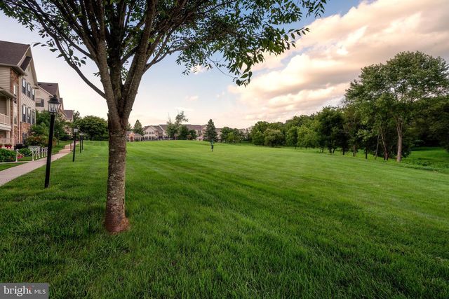 302 SUMMER COURT, Sellersville, PA 18960