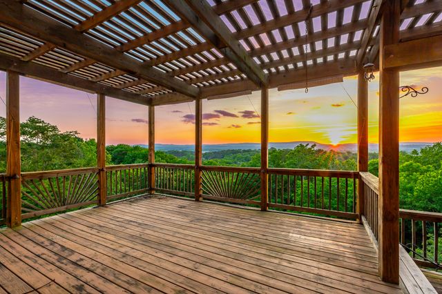 817 Harris Drive, Chattanooga, TN 37412