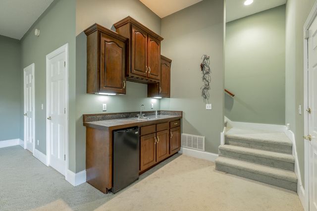 817 Harris Drive, Chattanooga, TN 37412