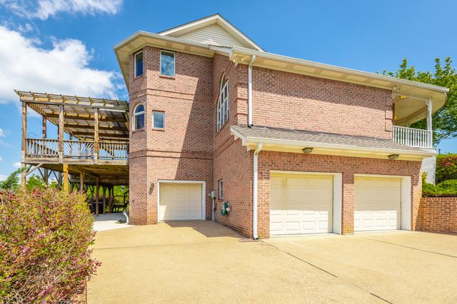 817 Harris Drive, Chattanooga, TN 37412