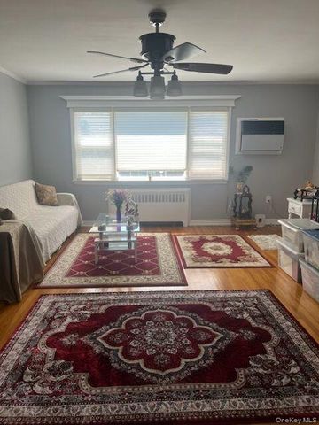196-43 Dunton Avenue 2C, Holliswood, NY 11423