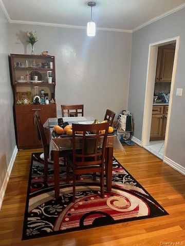 196-43 Dunton Avenue 2C, Holliswood, NY 11423