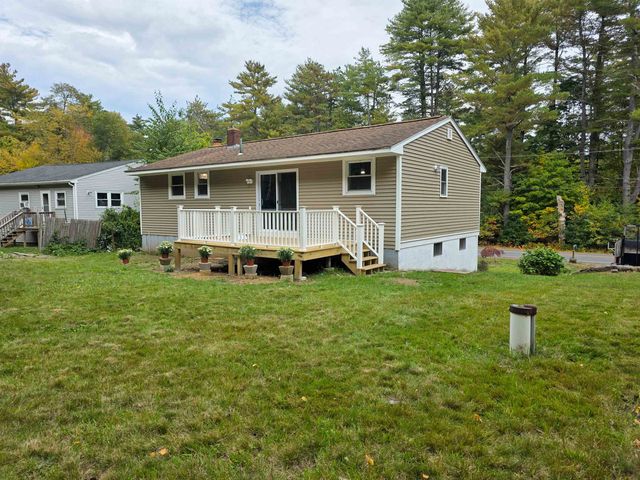17 Bear Hill Road, Newton, NH 03858