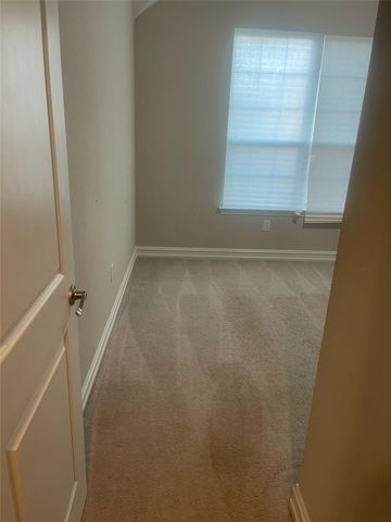 1524 Millican Lane, Aubrey, TX 76227