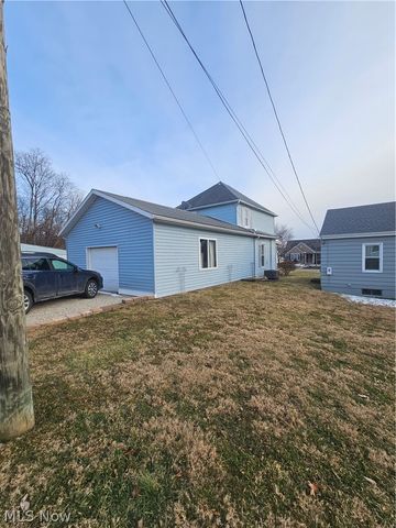 653 E Mcconnel Avenue, Mcconnelsville, OH 43756