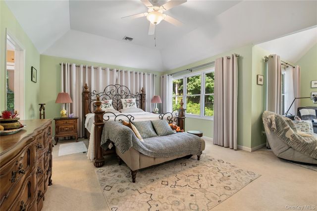 91 Bennetts Road, East Setauket, NY 11733