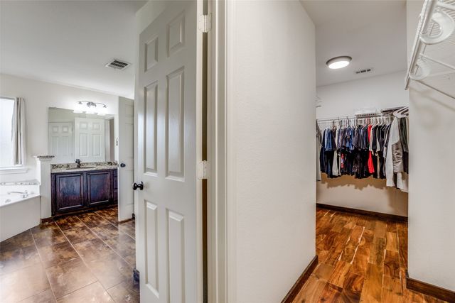 14090 Fox Chase Drive, Forney, TX 75126