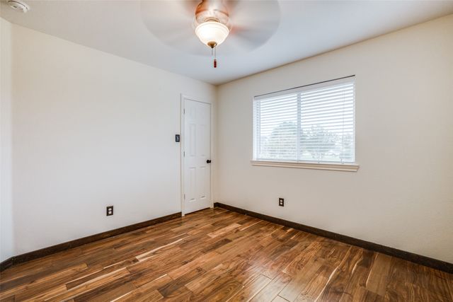 14090 Fox Chase Drive, Forney, TX 75126