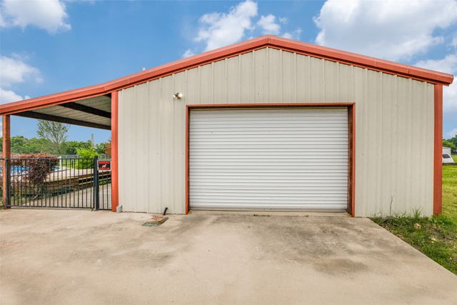 14090 Fox Chase Drive, Forney, TX 75126