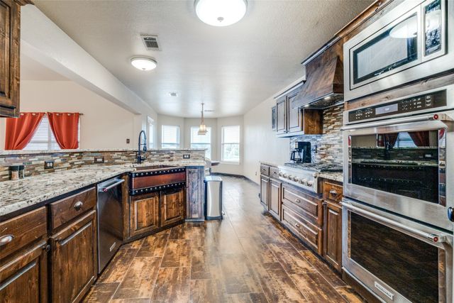 14090 Fox Chase Drive, Forney, TX 75126