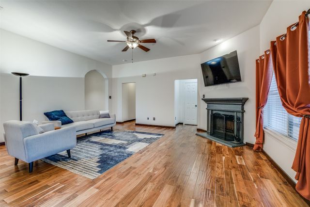 14090 Fox Chase Drive, Forney, TX 75126