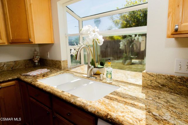 721 N Lois Avenue, Newbury Park, CA 91320