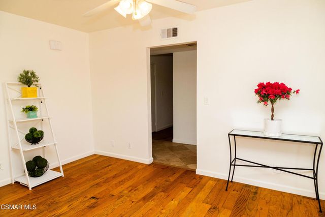 721 N Lois Avenue, Newbury Park, CA 91320