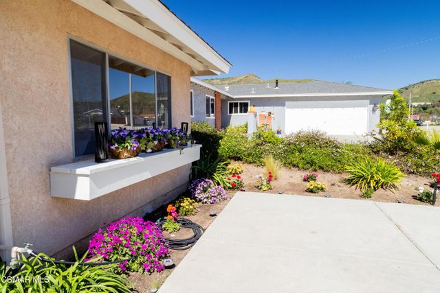 721 N Lois Avenue, Newbury Park, CA 91320