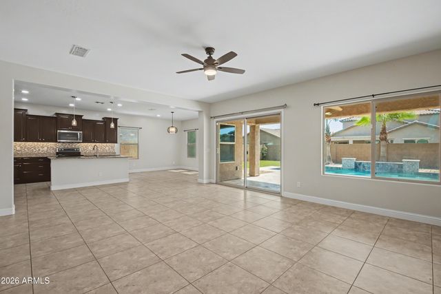 17537 W LILAC Street, Goodyear, AZ 85338