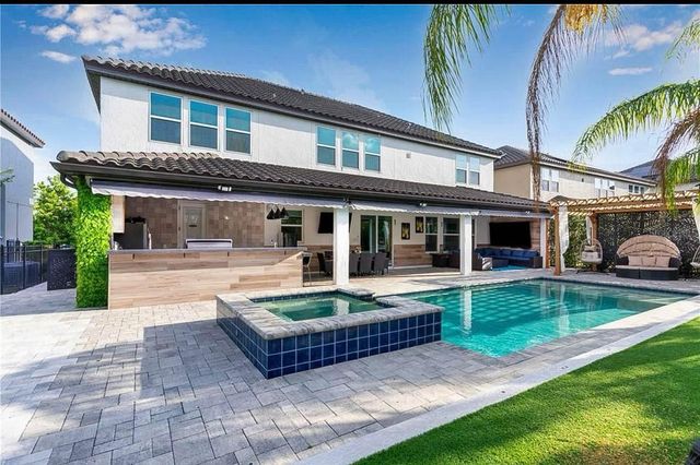 8109 LUDINGTON CIRCLE, Orlando, FL 32836