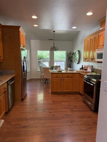 13948 Gold Country Dr, Penn Valley, CA 95946
