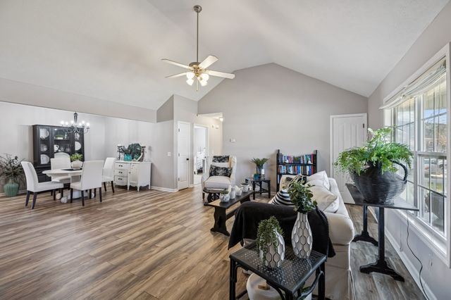 3340 Fletz Cir, Murfreesboro, TN 37129