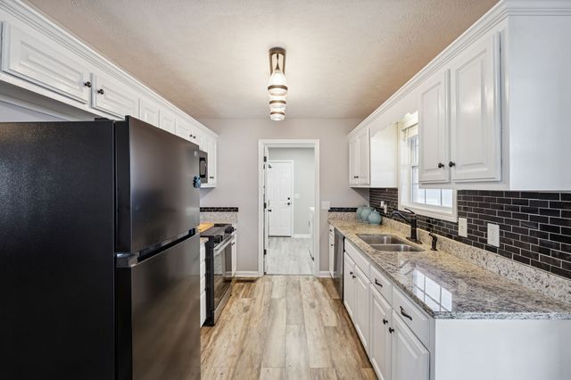 3340 Fletz Cir, Murfreesboro, TN 37129