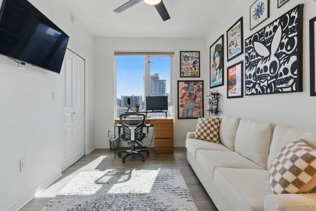 300 W Beech St 1408, San Diego, CA 92101