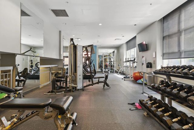 300 W Beech St 1408, San Diego, CA 92101